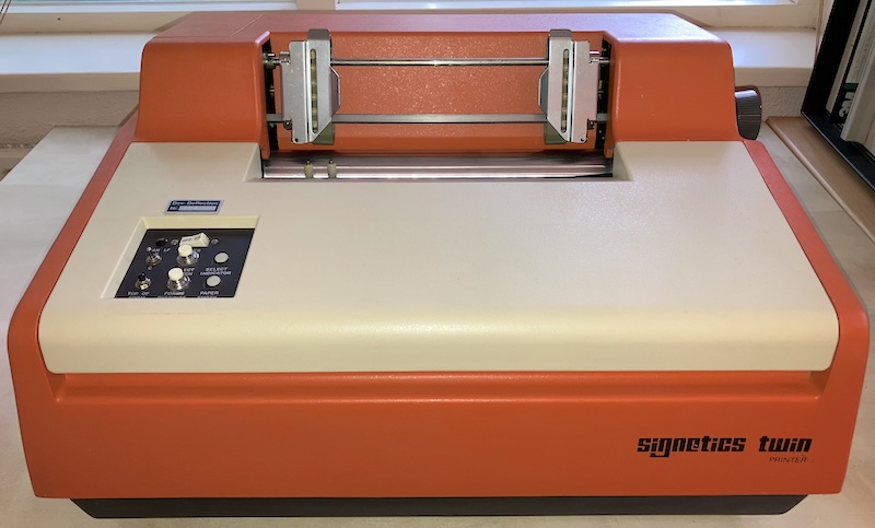 Photo of the Signetics TWIN printer.